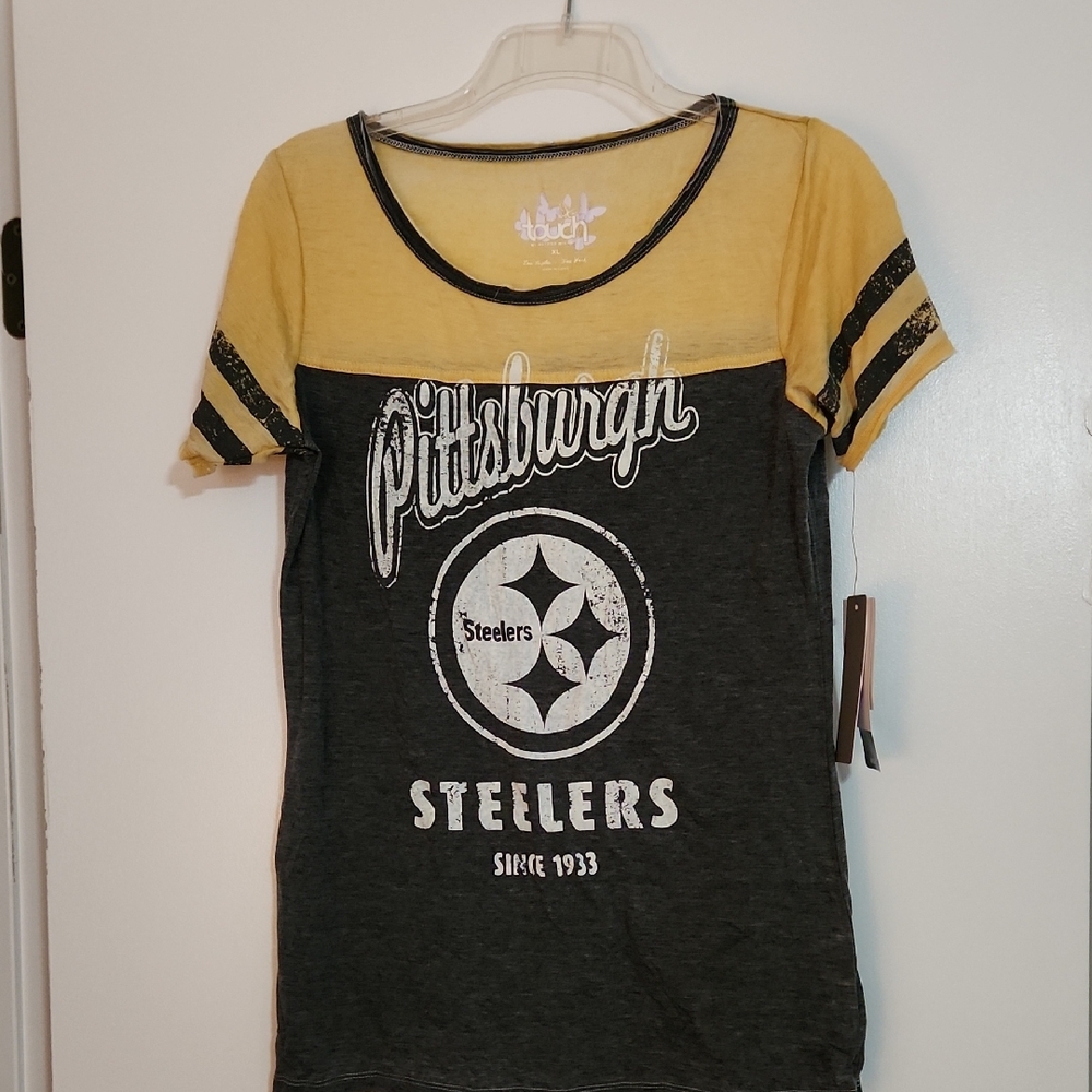 Touch by Alyssa Milano Pittsburgh Steelers Tee in Yellow and Black